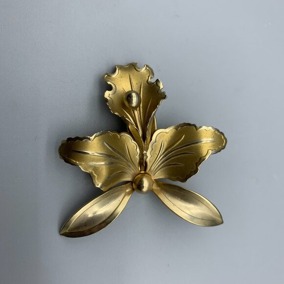 Source Unknown Jewelry - Gold-tone 2.5 inch Metal Calla Lily Brooch Pin